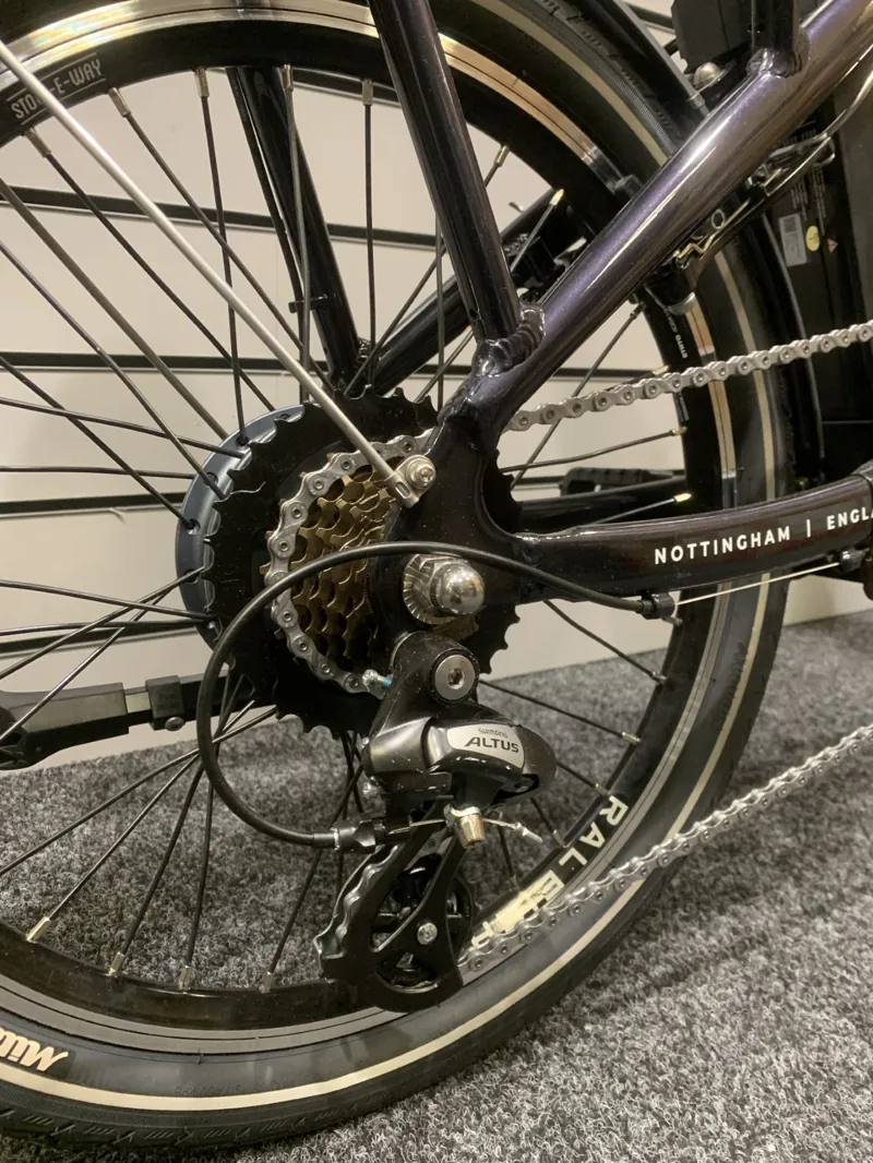 2nd Hand Raleigh Stow-e-way Folding Electric Bike 2023 Dark Blue/Copper-3