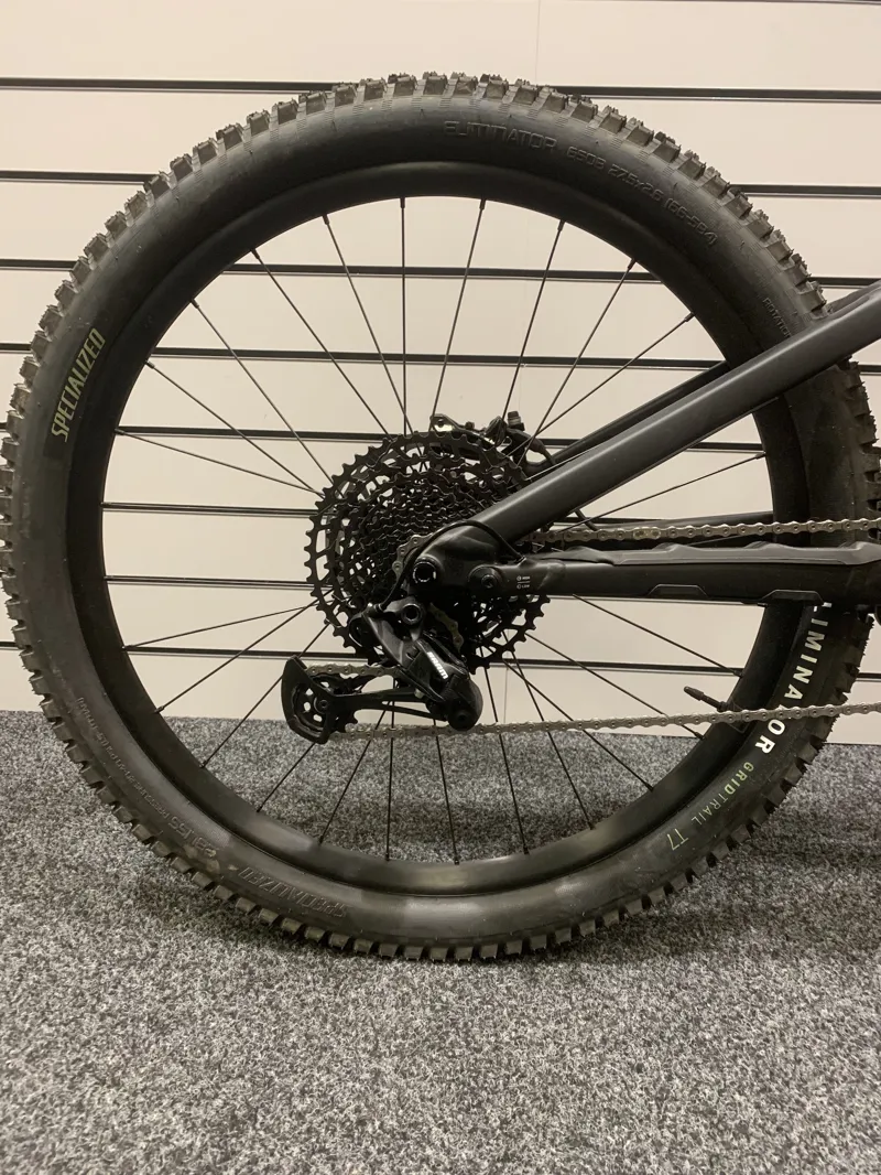 Ex Display Specialized Levo Alloy S3 Electric Bike 2022 Black/Light Silver/Black-2