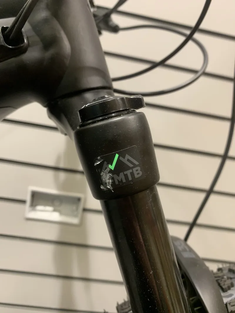 Ex Display Specialized Levo Alloy S3 Electric Bike 2022 Black/Light Silver/Black-4