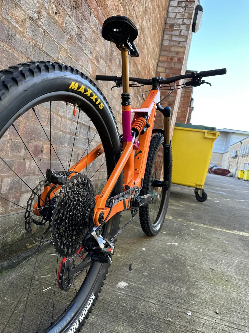 Ex Demo Orbea Rallon M10 Small Mountain Bike 2022 Custom Orange/Pink-3