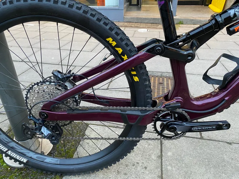 EX DEMO Orbea Rallon M20 XL Mountain Bike Metallic Mulberry-3