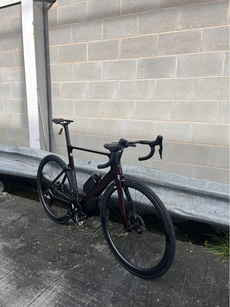 Ex Demo Orbea Orca Aero M10i LTD 57cm Road Bike 2022 Red/Carbon-1