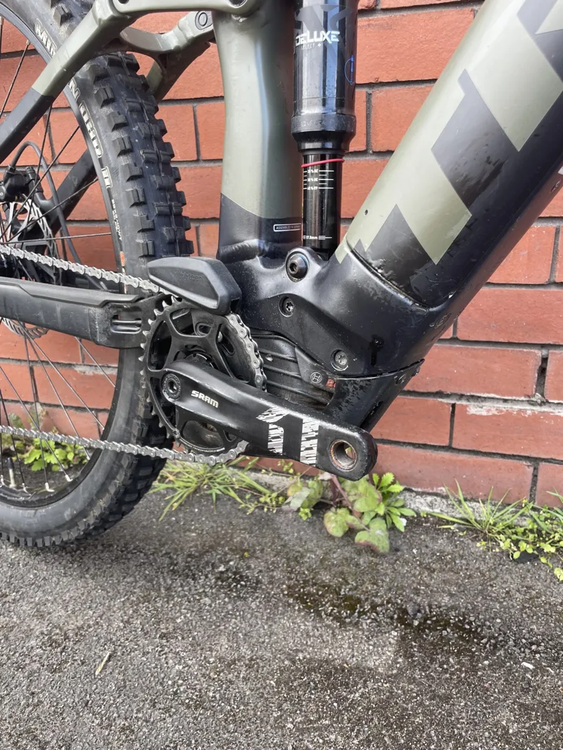 2nd Hand Trek Rail 5 625Wh Medium Electric Bike 2020 Green/Black-3