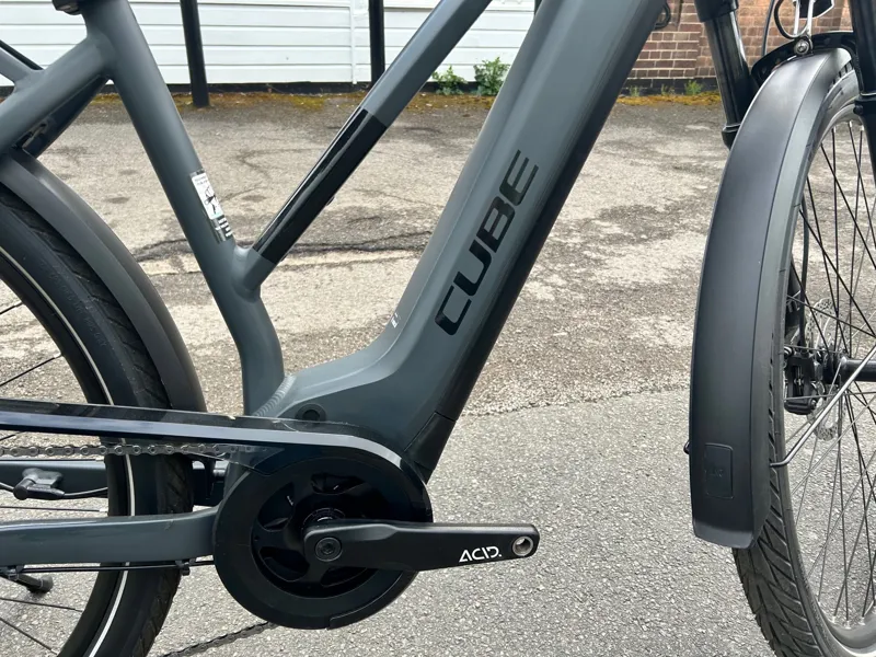 2ndHand Cube Touring Hybrid EXC 500 Trapeze Small 2022 Grey/Red-4