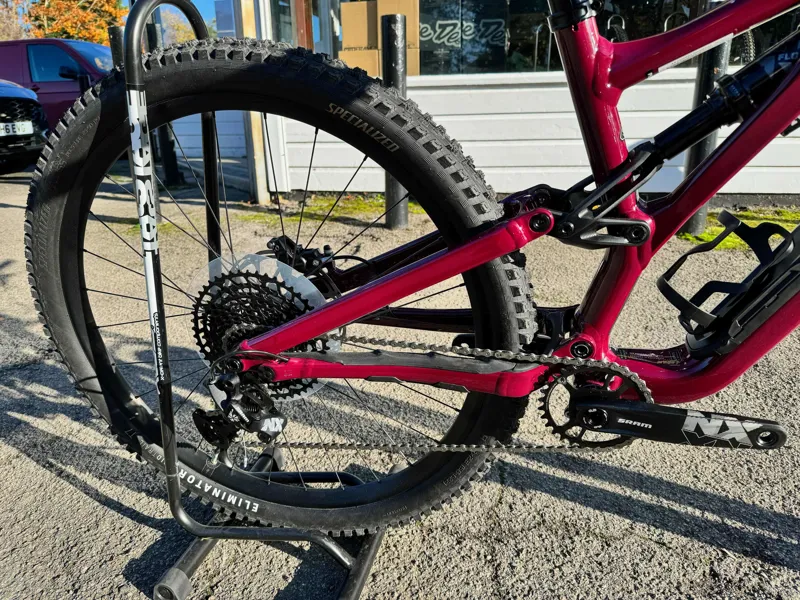Ex Display Specialized Stump Jumper Evo Comp Alloy S4 Mountain Bike 2022 Raspberry/Black-2