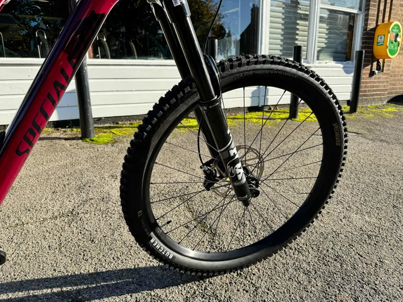 Ex Display Specialized Stump Jumper Evo Comp Alloy S4 Mountain Bike 2022 Raspberry/Black-3