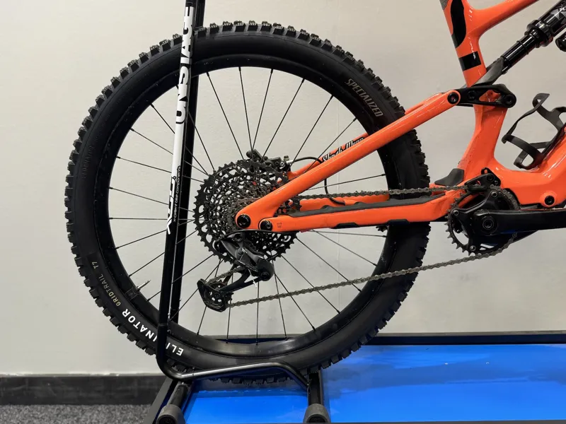 Ex Demo Specialized Levo SL Comp Carbon S5 Electric Bike 2023 Blaze/Black/Silverdust-2