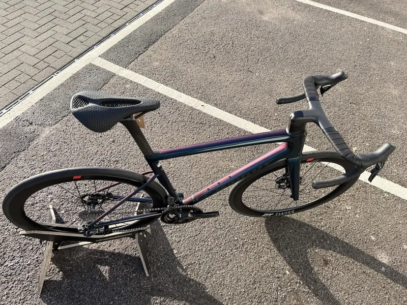 Custom Specialized S-Works Tarmac SL8 56cm Road Bike 2025 Gloss Red To Black Pearl-7