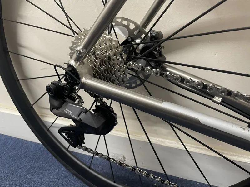 J.Guilem Major Ultegra DI2 56cm Custom Road Bike 2023 Raw-4