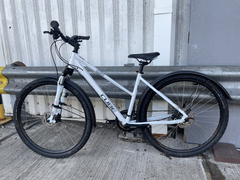 2nd Hand Cube Nature Pro Trapeze XS Hybrid Bike 2023 Frostwhite/Grey-3