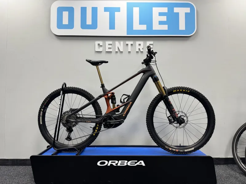 EX DEMO Orbea Wild M-Team Medium Electric Bike 2025 Black/Red
