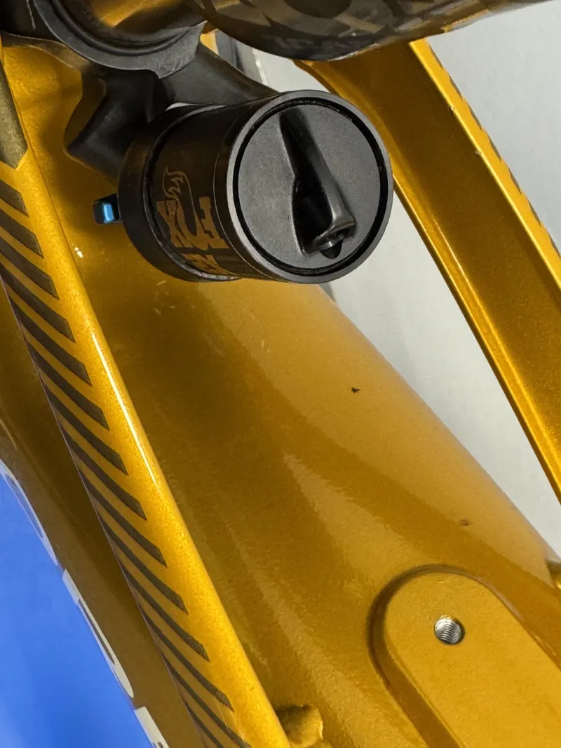 EX DEMO Orbea Wild H10 Large Electric Bike 2025 Yellow/Green-9