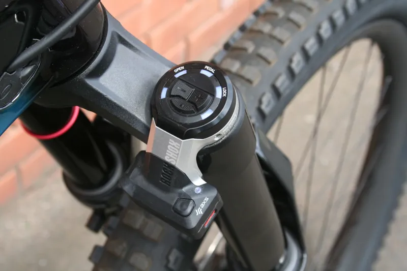 Trek Slash 9.9 XX1 Flight Attendant Project 1 Medium/Large Mountain Bike 2022 Icon-5