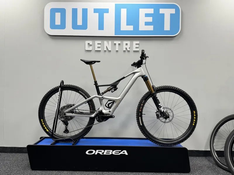Ex Display Orbea Rise LT M-Team Custom Large Electric Bike 2025 Silver