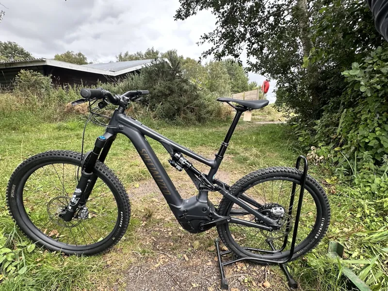 2nd Hand Specialized Levo Comp Alloy S4 Electric Bike 2025 Satin Midnight Shadow