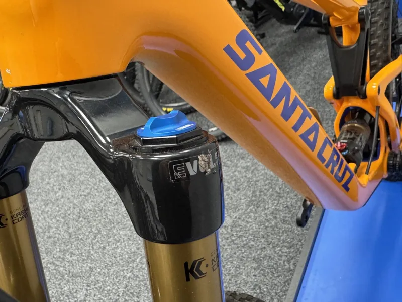 Ex Display Santa Cruz Tallboy X0 AXS Large Mountain Bike 2024 Gloss Melon-3