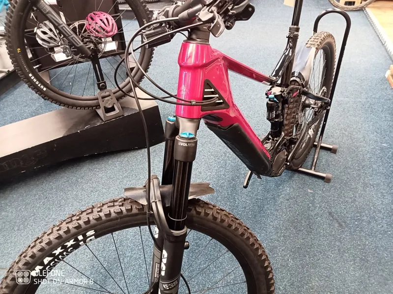 Ex Display Merida eOne-Sixty 9000 XL Electric Bike 2023 Red-1