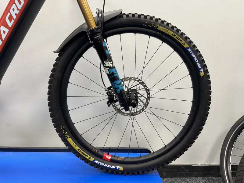 2nd Hand Santa Cruz Heckler CC X01 AXS RSV XL Electric Bike Gloss Heirloom Red-1