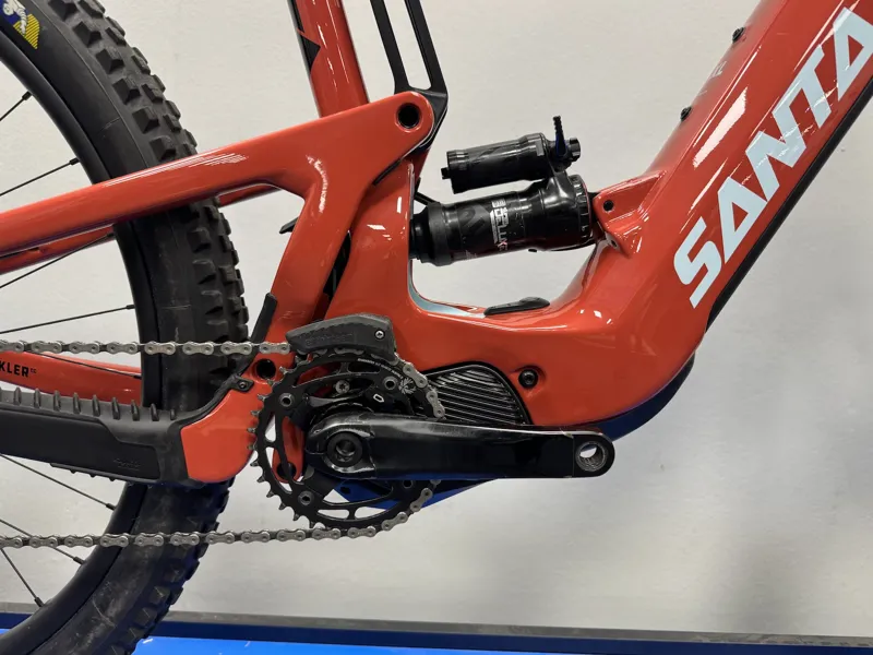 2nd Hand Santa Cruz Heckler CC X01 AXS RSV XL Electric Bike Gloss Heirloom Red-2