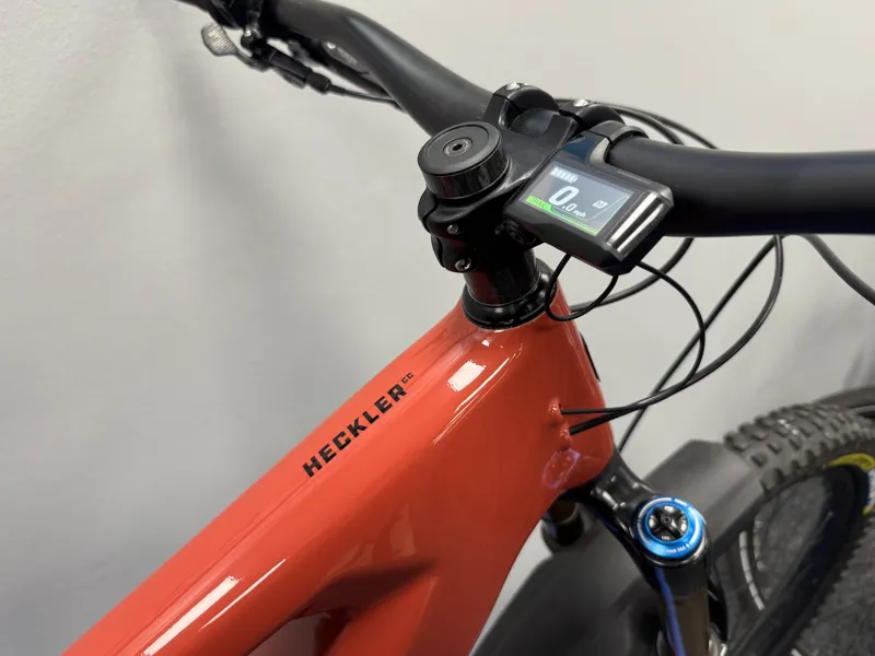 2nd Hand Santa Cruz Heckler CC X01 AXS RSV XL Electric Bike Gloss Heirloom Red-4