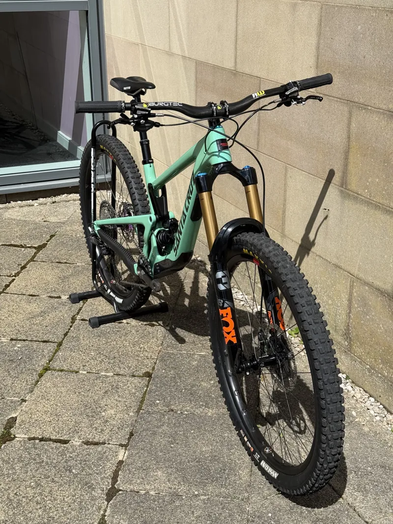 2nd Hand Santa Cruz Megatower CC Custom Medium Mountain Bike 2020 Mint Green-2