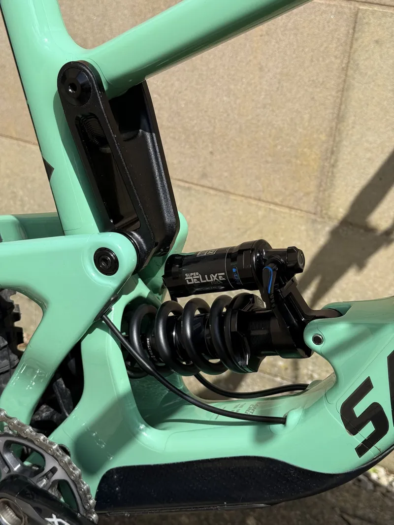 2nd Hand Santa Cruz Megatower CC Custom Medium Mountain Bike 2020 Mint Green-12