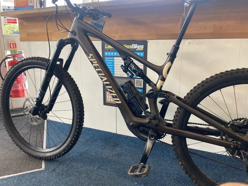 2nd Hand Specialized Levo SL Comp Carbon S5 Electric Bikes 2024 Doppio/Sand/Silver