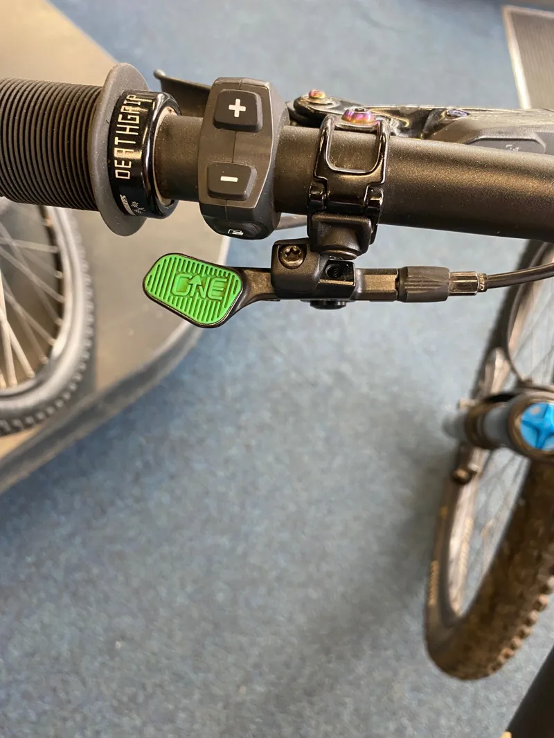 2nd Hand Specialized Levo SL Comp Carbon S5 Electric Bikes 2024 Doppio/Sand/Silver-9