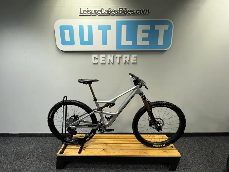 Ex Demo Orbea Occam LT M-team Custom Large Mountain Bike 2024 Silver