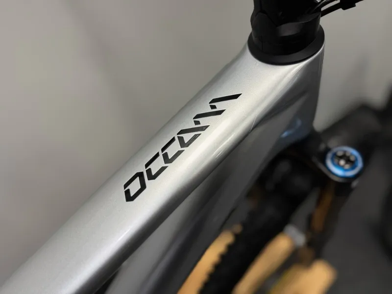 Ex Demo Orbea Occam LT M-team Custom Large Mountain Bike 2024 Silver-2