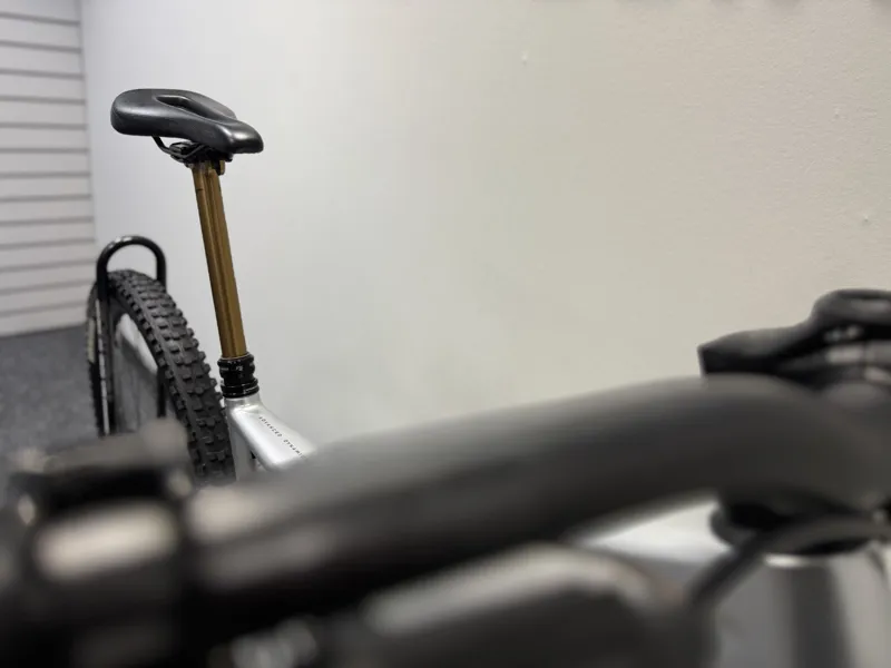 Ex Demo Orbea Occam LT M-team Custom Large Mountain Bike 2024 Silver-4