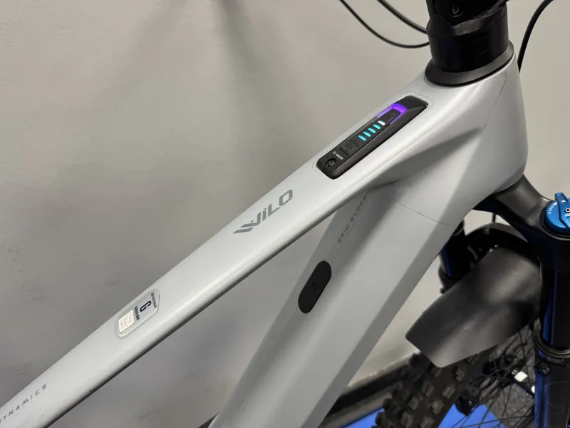 EX DEMO Orbea Wild M10 Small Electric Bike 2023 Halo Silver/Tanzanite Carbon View-4