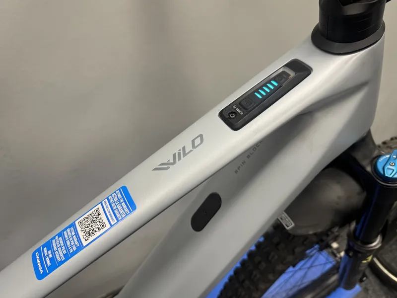 EX DEMO Orbea Wild M10 Large Electric Bike 2023 Halo Silver/Tanzanite Carbon View-4