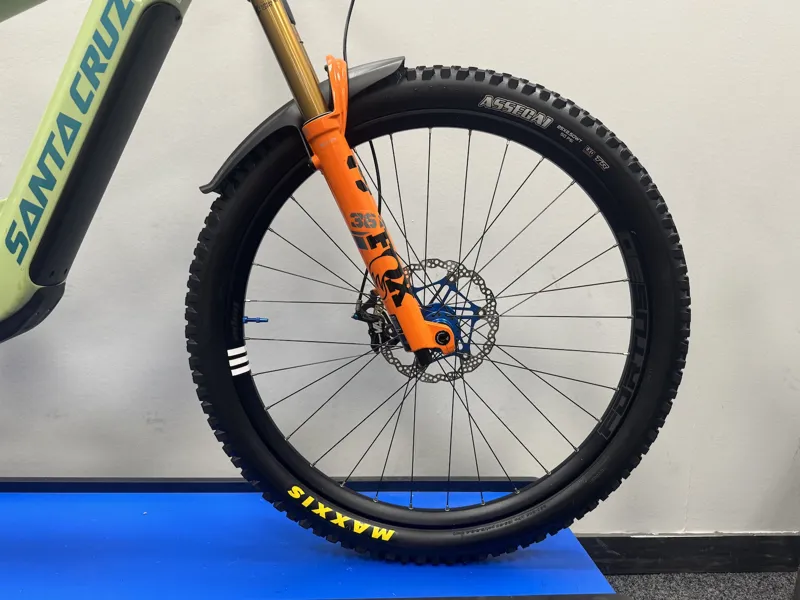 2nd Hand Santa Cruz Heckler C Large Custom Electric Bike Green-1