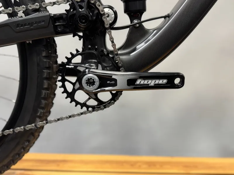 Hope HB916 GX Mullet Fox Custom H2 Mountain Bike 2023 Carbon/Silver-7