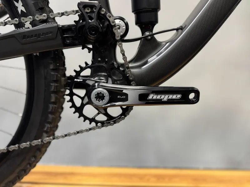 Hope HB916 GX Mullet Fox Custom H2 Mountain Bike 2023 Carbon/Silver-9