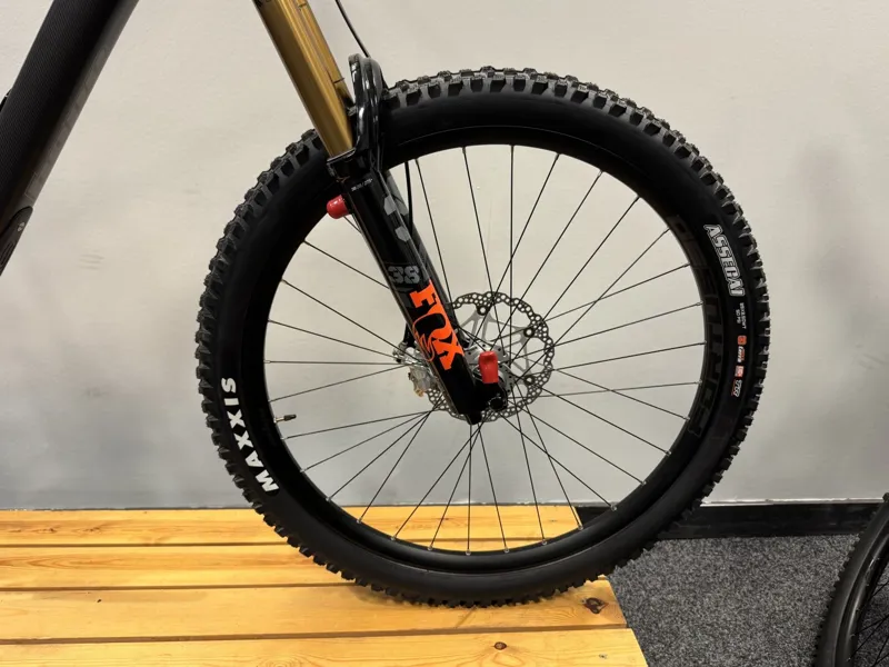 Hope HB916 GX Mullet Fox Custom H2 Mountain Bike 2023 Carbon/Silver-11