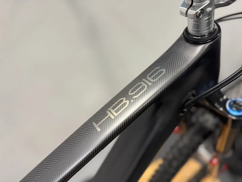 Hope HB916 GX Mullet Fox Custom H2 Mountain Bike 2023 Carbon/Silver-12