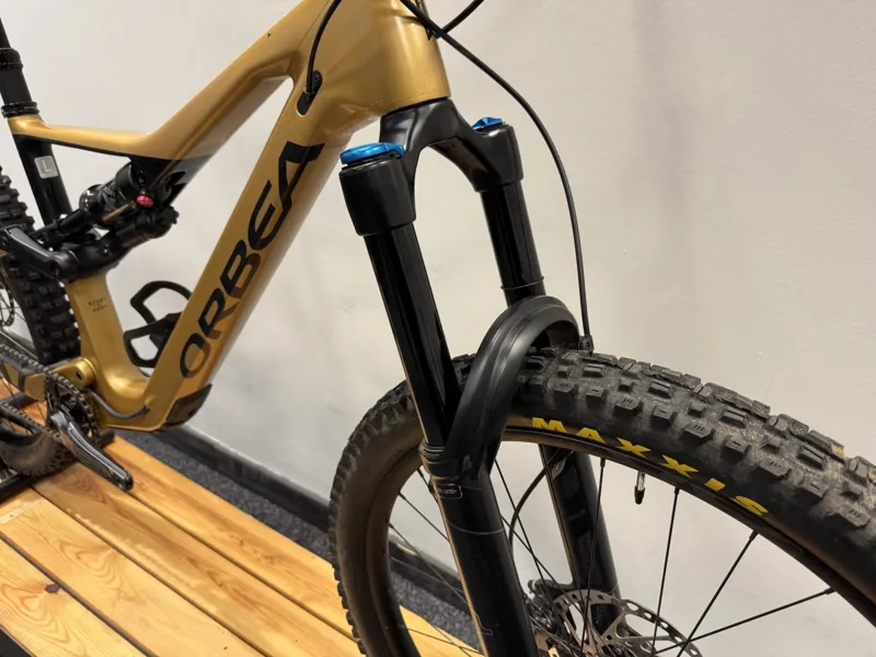Ex Demo Orbea Rallon M20 Large Mountain Bike 2022 Golden Sand/Black-5