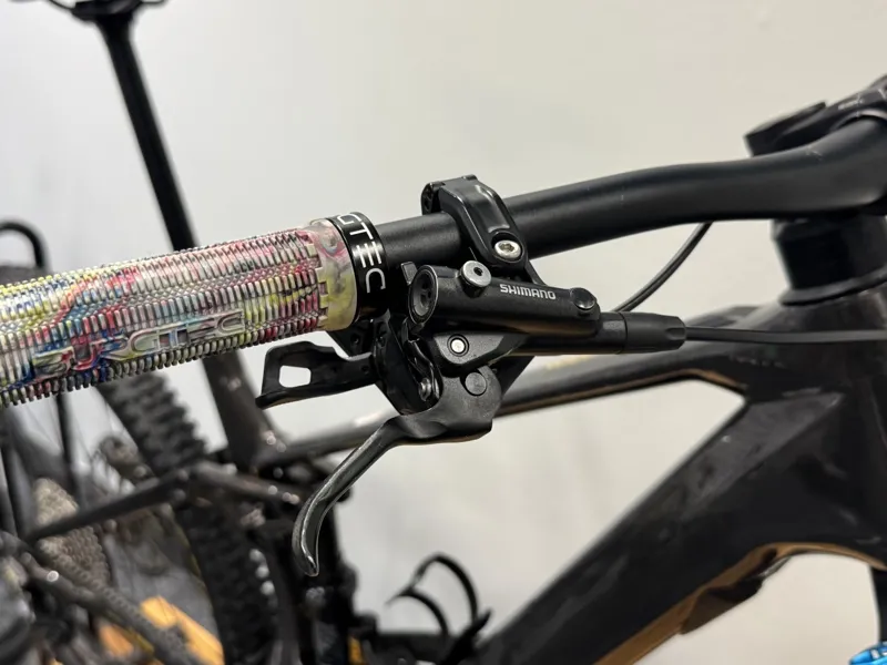 Ex Demo Orbea Wild M10 XL Electric Bike 2023 Cosmic Carbon View-8