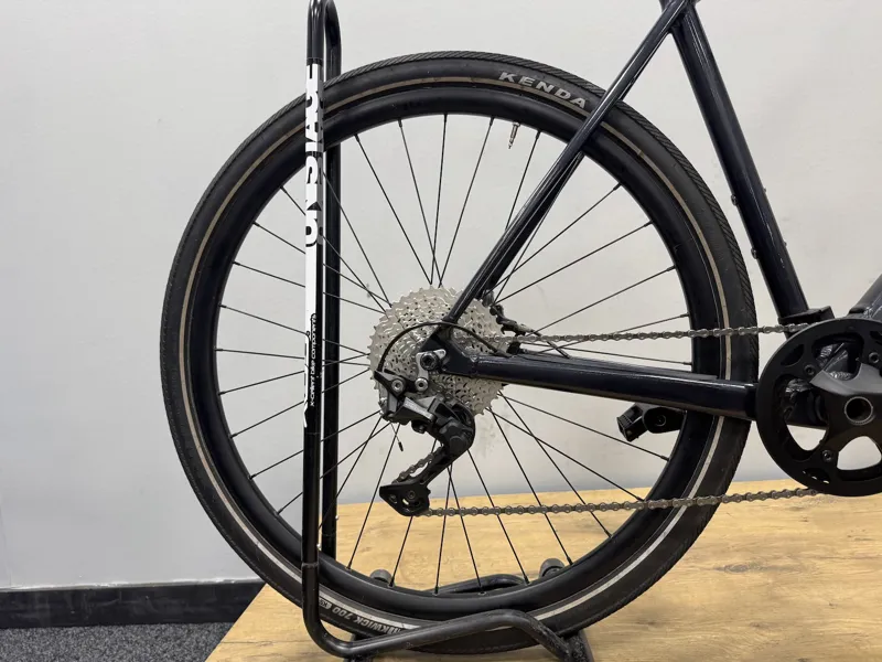 2nd Hand Orbea Vibe H30 Large Electric Bike Night Black-3