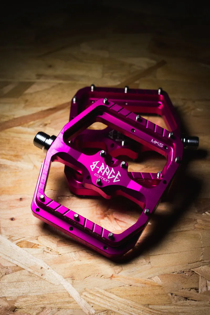 Burgtec Penthouse Flat MK5 B-Rage Edition Pedals Toxic Barbie Pink-1