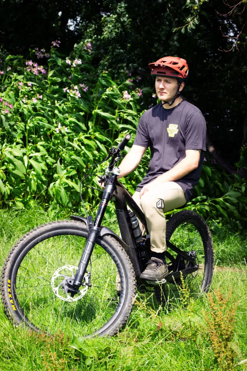 Volcom Wing IT Short Sleeve Tee Shirt Washed Black Heather-2