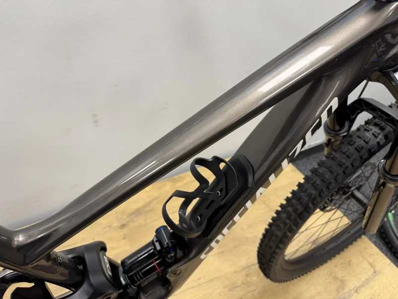 Ex Display Specialized Enduro Comp S3 Mountain Bike 2025 Gloss Gunmetal/White Mountains-5