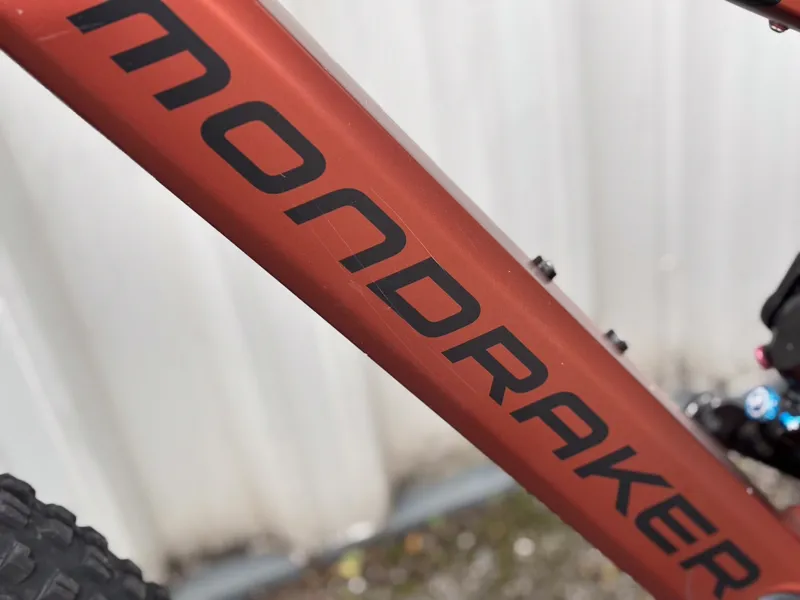 EX DEMO Mondraker Crafty Carbon RR M/L Electric Bike 2025 Earth Red-9