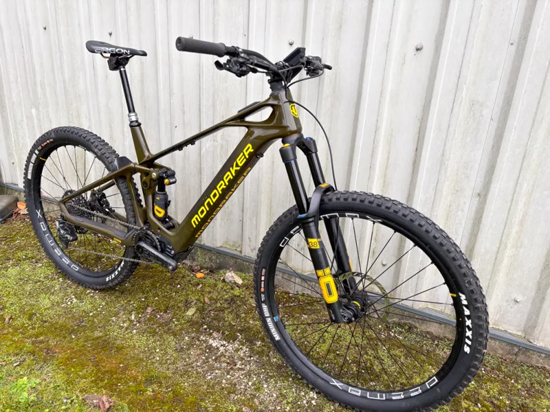 EX DEMO Mondraker Crafty Carbon XR LTD Electric Bike XL Green/Yellow-1