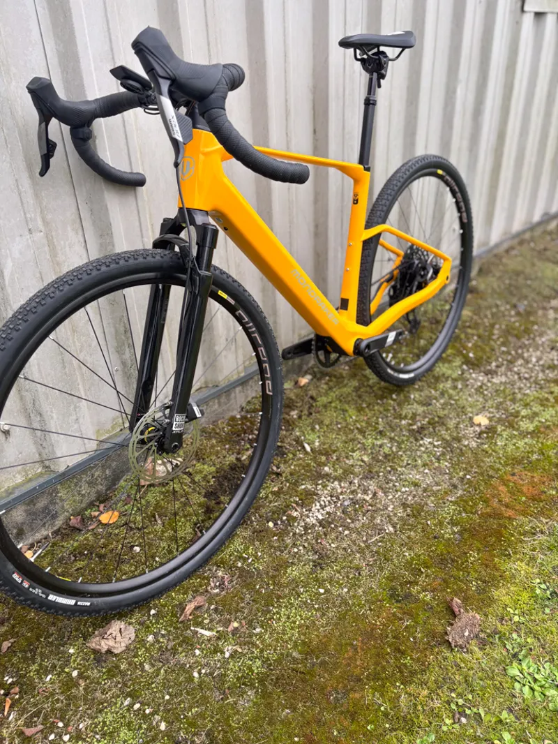 EX Display Mondraker Dusty RR M/L 2026 Electric Bike Yellow-4