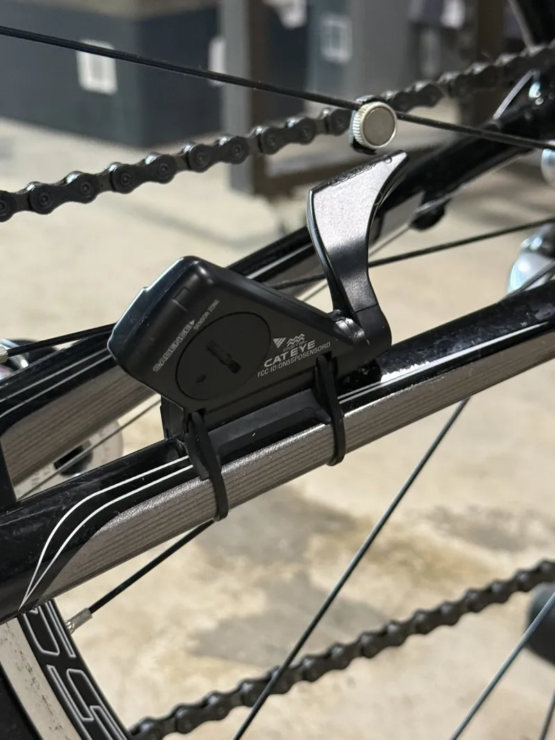 2nd Hand Trek Pilot 2 Road Bike Black/Silver-5