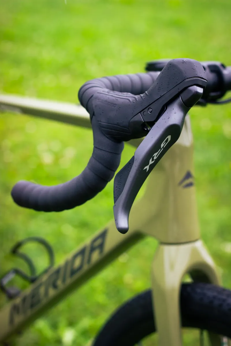 Merida Silex 7000 Gravel Bike 2026 Low Key Green/Gunmetal Grey-2