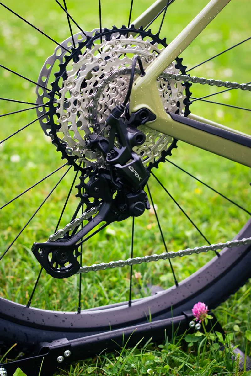 Merida Silex 7000 Gravel Bike 2026 Low Key Green/Gunmetal Grey-6